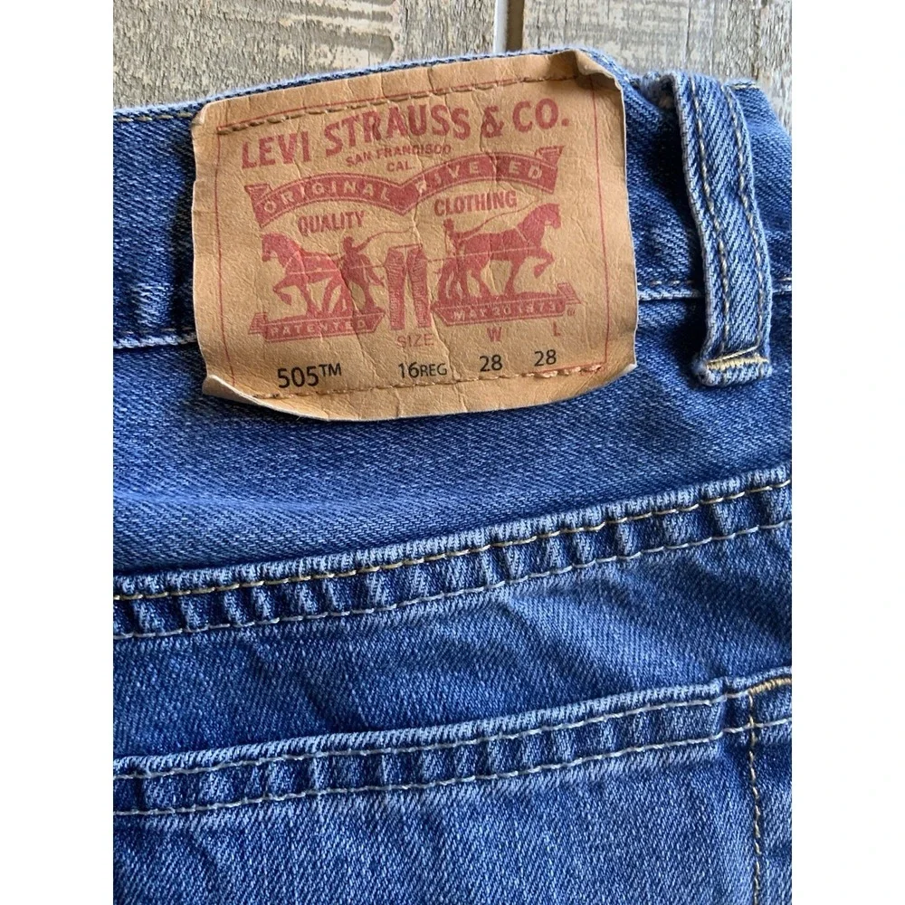 Levi's 505 Straight Leg Jeans Denim Sz 16 Reg Youth (28x28) Medium‎ Wash Classic